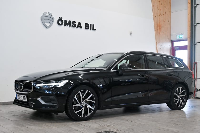 Bild 1 av Volvo V60 Recharge T6 AWD Core Bright Navi BLIS Carplay 350hk