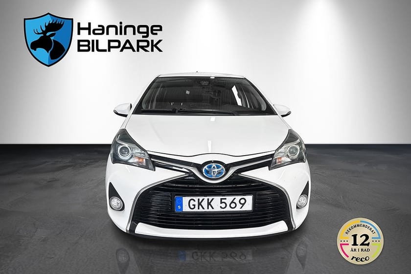 Bild 3 av Toyota Yaris Hybrid e-CVT Active SUPERDEAL 3.95% B-KAM / PDC / BT