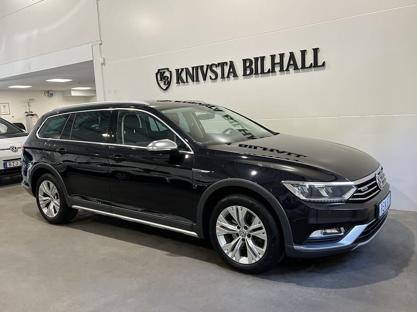 Bild 3 av Volkswagen Passat Alltrack 2.0 TDI 4Motion Executive Cockpit Värmare Drag 190hk