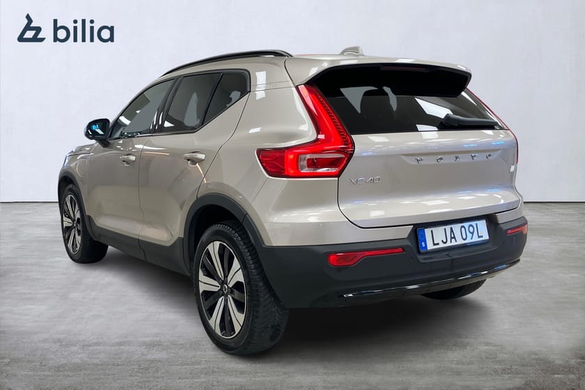 Bild 2 av Volvo XC40 Recharge T5 Plus Dark