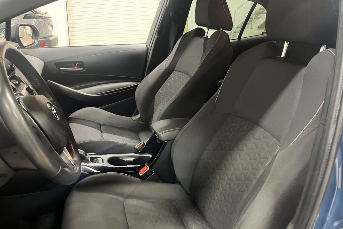 Toyota Corolla 2019 - miniatyr 5