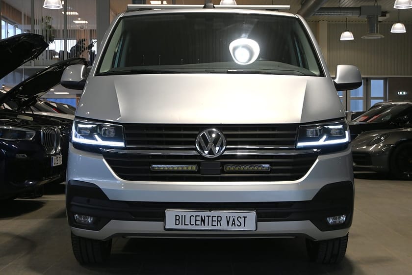 Bild 4 av Volkswagen Transporter T30 2.0 TDI 150hk V-inredd Värmare Drag LED