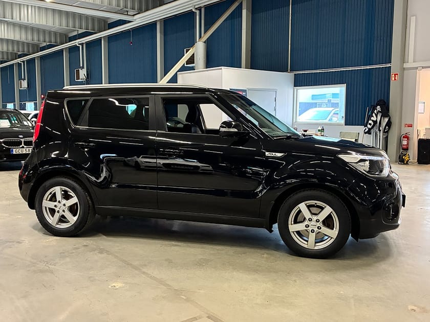 Bild 3 av Kia Soul 1.6 CRDi GLS Advance | V-hjul | Rattvärme | Navi