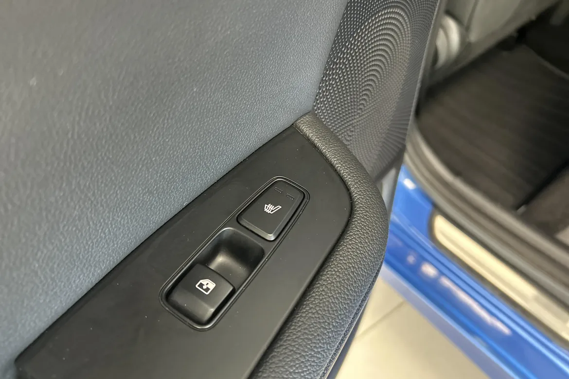 picture of a car