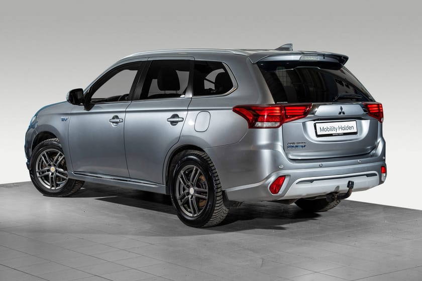 Bilde 3 av Mitsubishi Outlander PHEV Instyle+/ACC/Skinnseter/360-kam/Carplay++