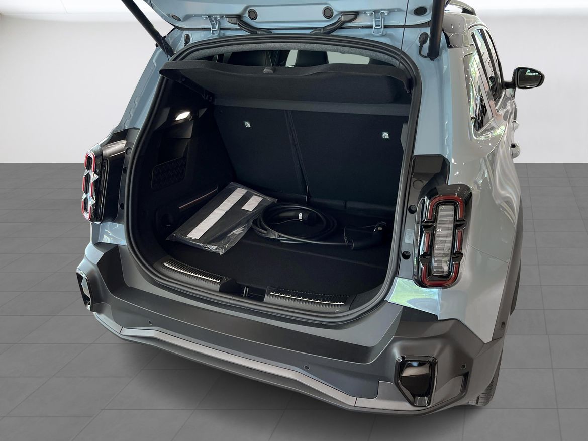 Renault 4 E-Tech 2025 - miniatyr 12