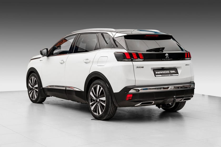 Bilde 5 av Peugeot 3008 GT HYBRID4 HYBRID4/Panoramatak/Hengerfeste/Nye sommerdekk!