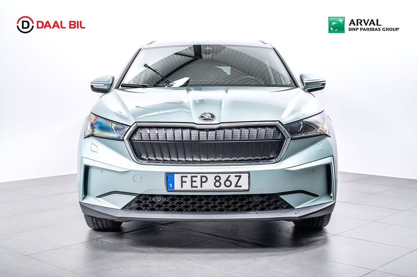 Bild 3 av Škoda Enyaq iV 80x Skoda 265HK 82kWh DRAG B-KAM VÄRMARE NAVI NFC