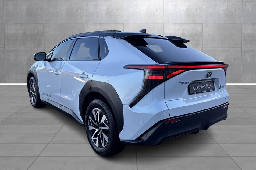 Bilde 3 av Toyota bZ4X AWD Executive Bitone