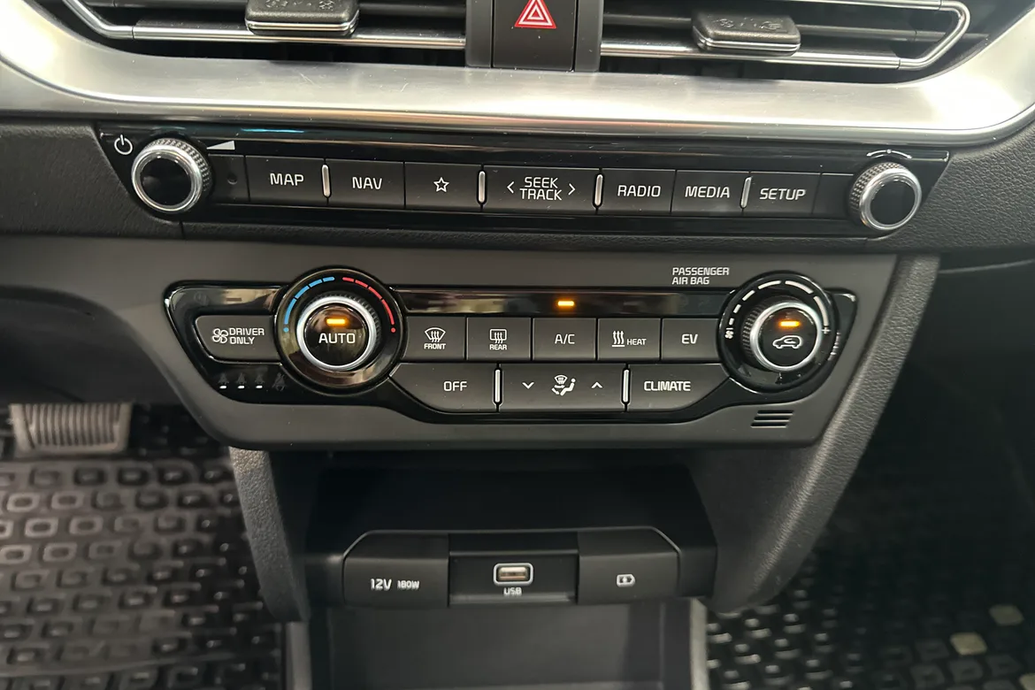 picture of a car