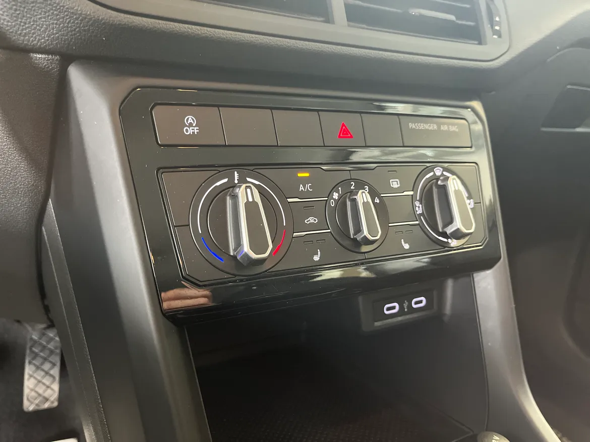 picture of a car