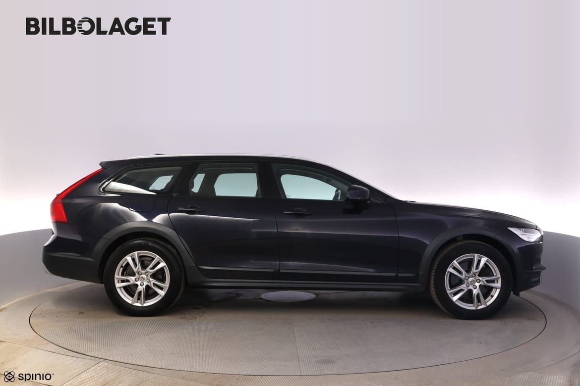 Volvo V90 2019 - miniatyr 2