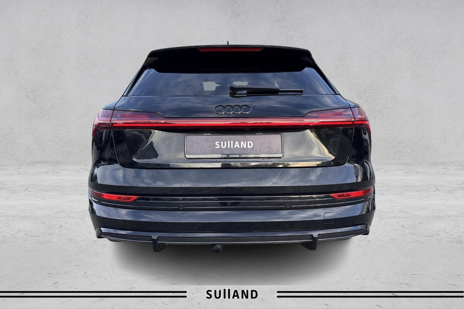 Thumnail bilde 3 av Audi e-tron 55 quattro