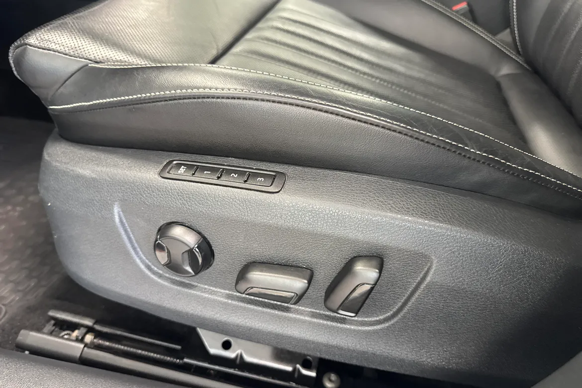 picture of a car