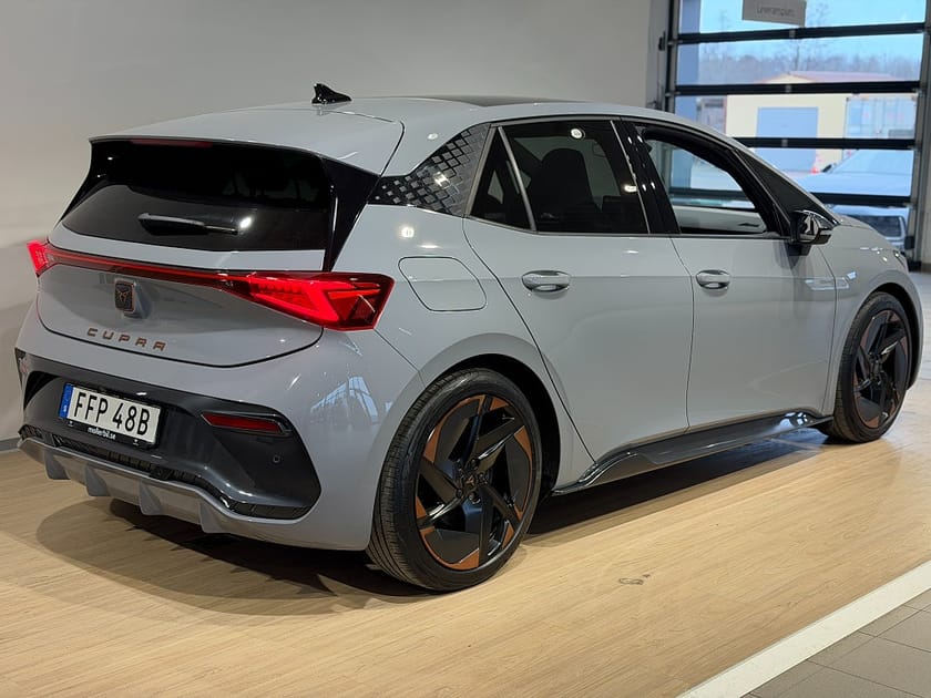 Bild 4 av CUPRA Born 58 58kWh Head-Up El-stolar Backkamera