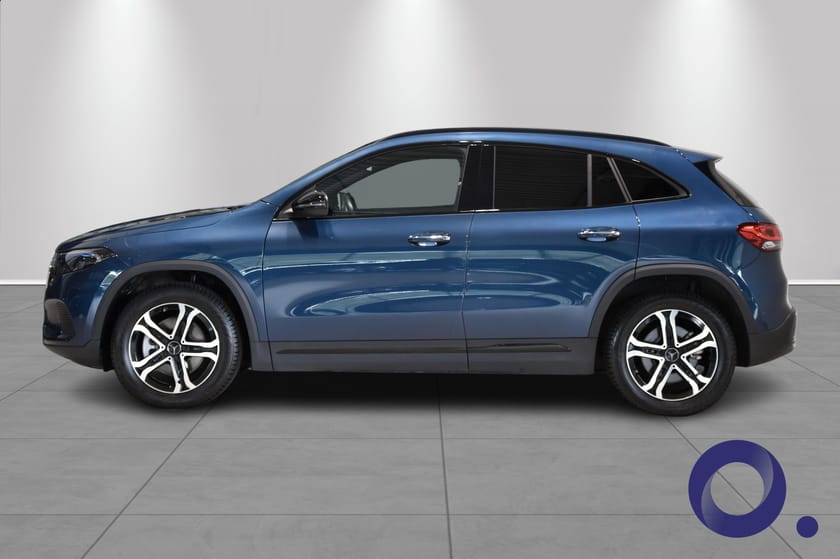 Bilde 2 av Mercedes-Benz EQA 300 4MATIC Progressive | Advanced pakke plus | Nattpakke