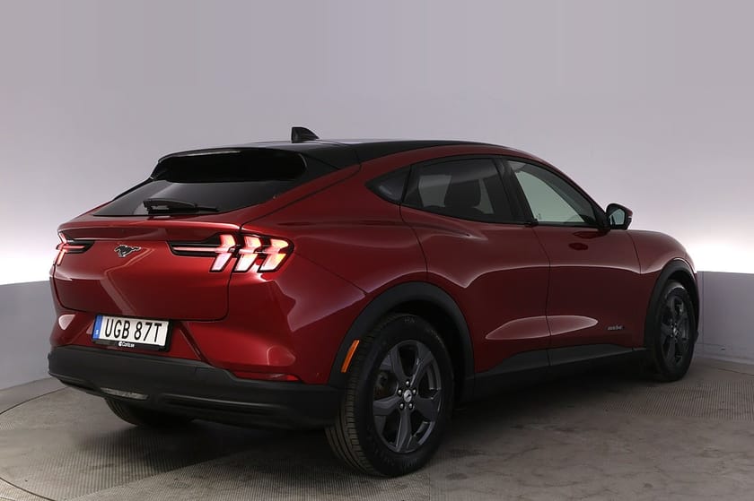 Bild 5 av Ford Mustang Mach-E Long Range RWD Teknik+ Pano Elstol 360