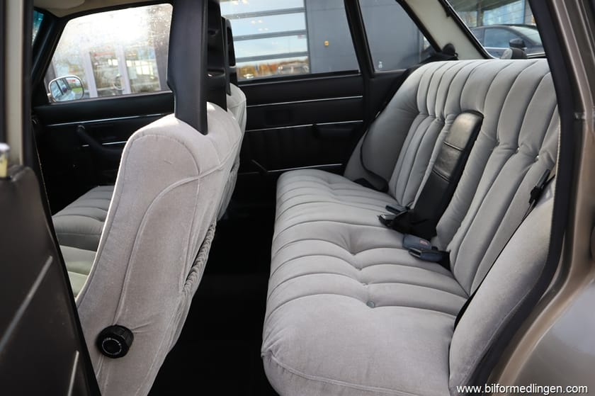 Bild 4 av Volvo 264 140hk Taklucka Svensksåld Aut