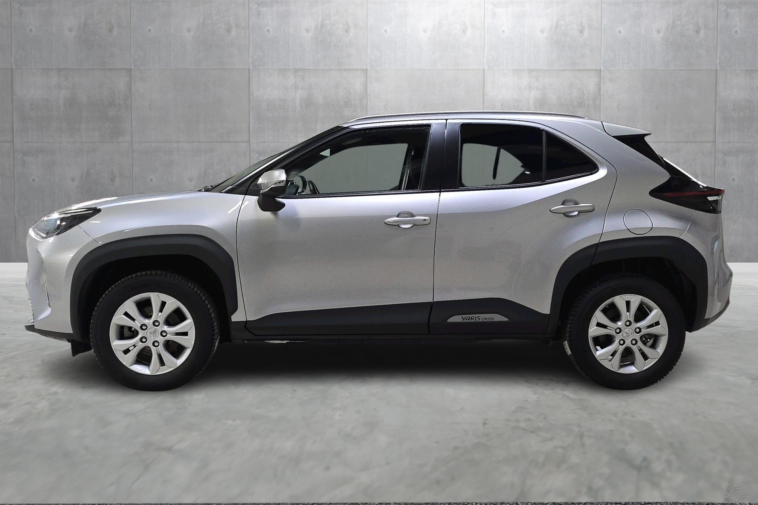 Thumnail bilde 1 av Toyota Yaris Cross Hybrid AWD-i