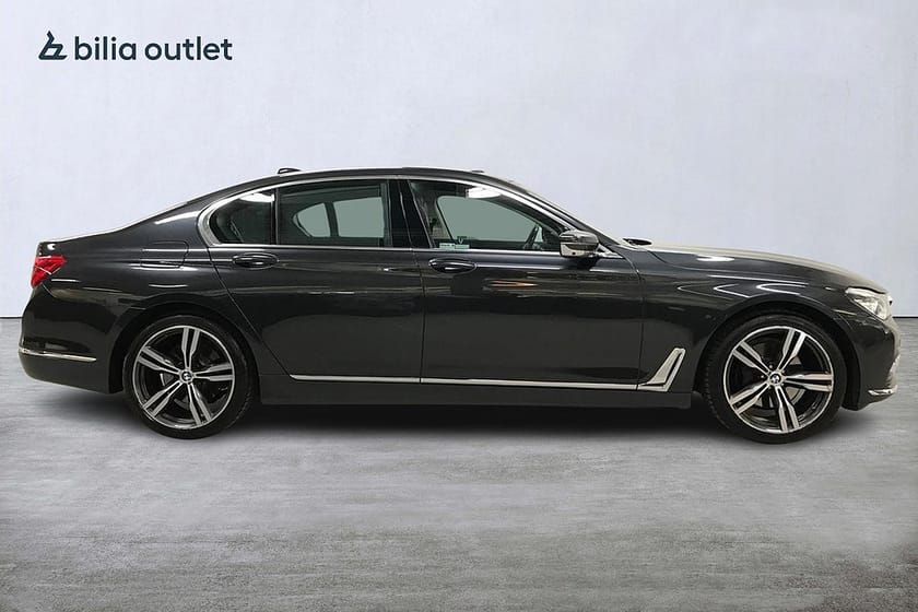 Bild 5 av BMW 730d xDrive 730 aut Pure Exellence 265hk Takl HuD Drag H/K 360