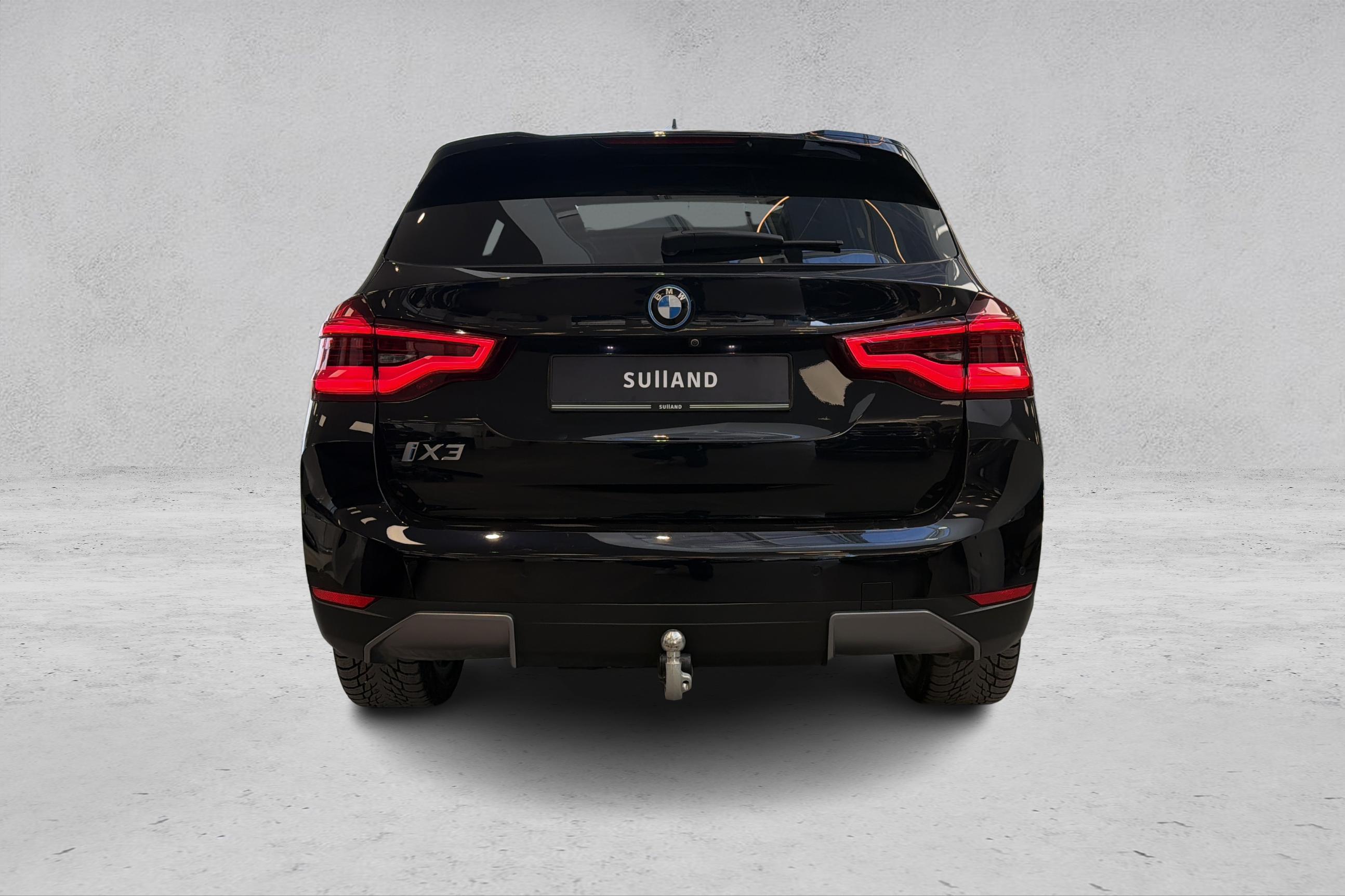 Thumnail bilde 3 av BMW iX3