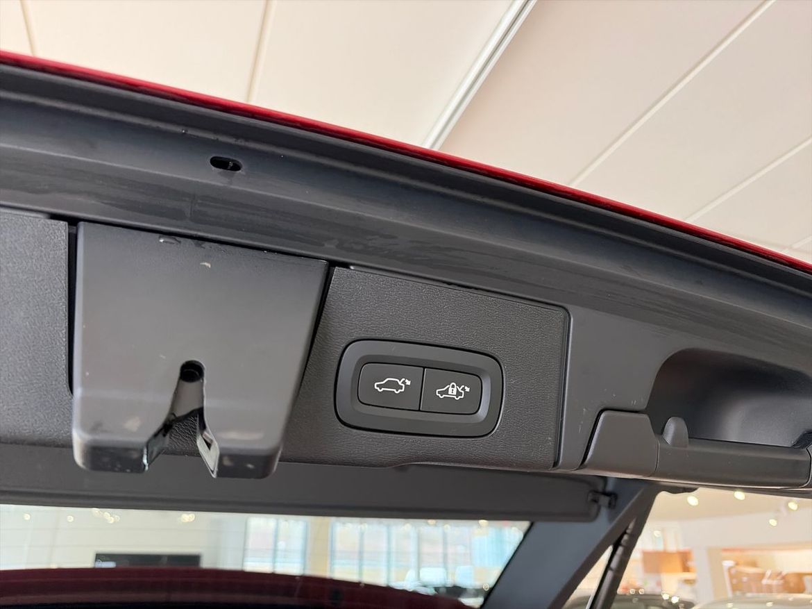 Volvo XC60 2020 - miniatyr 19