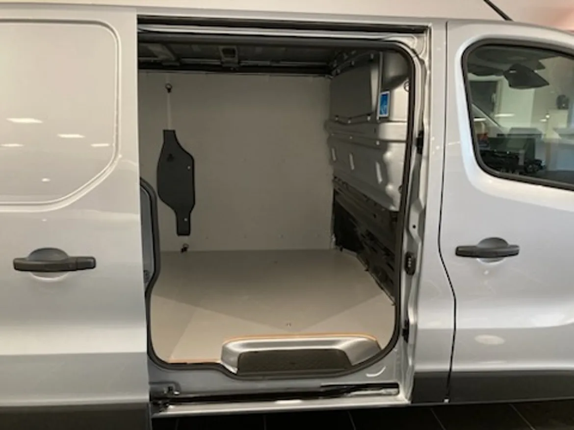 Renault Trafic Skåpbil