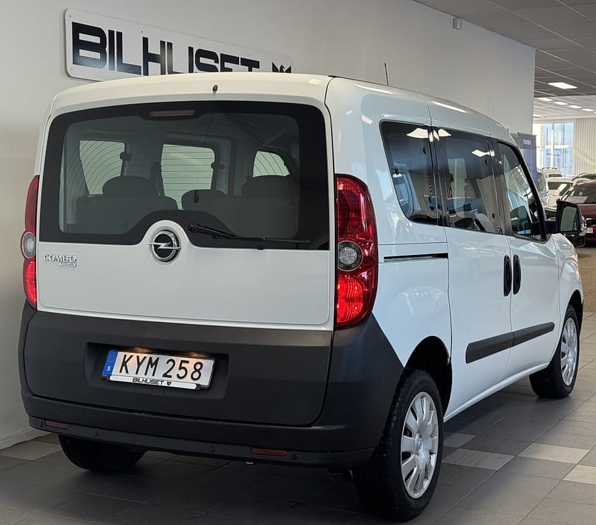 Bild 3 av Opel Combo 7-Seater 7-SITS 1.4