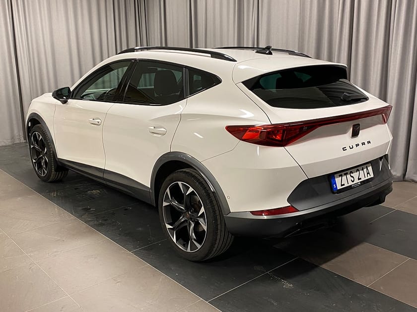 Bild 2 av CUPRA Formentor 1.5 TSI 150hk Navi Backkamera 19" Fälgar