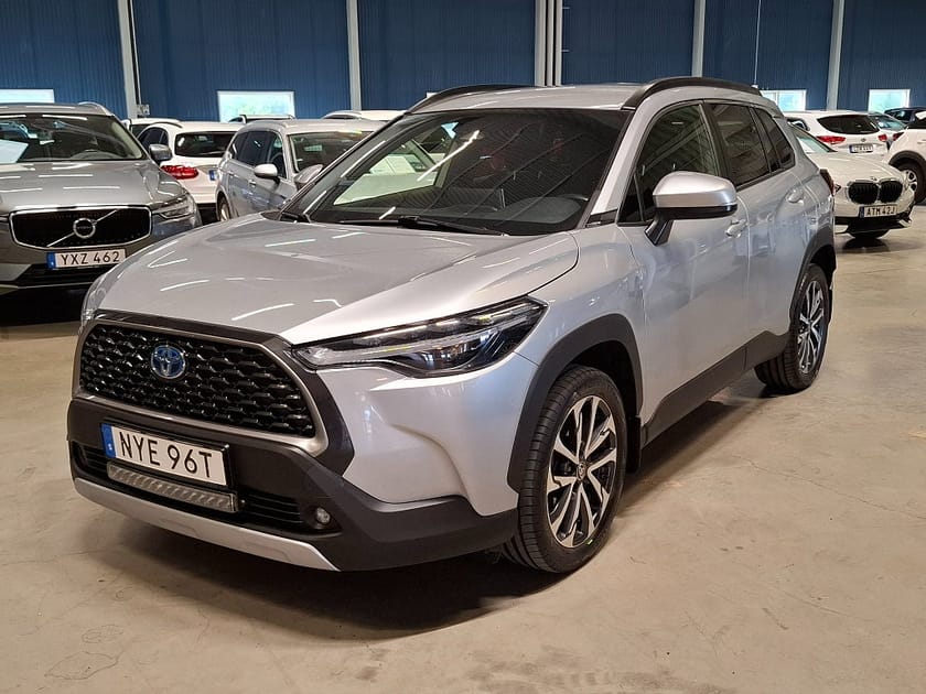 Bild 3 av Toyota Corolla Cross Hybrid AWD-i e-CVT Style
