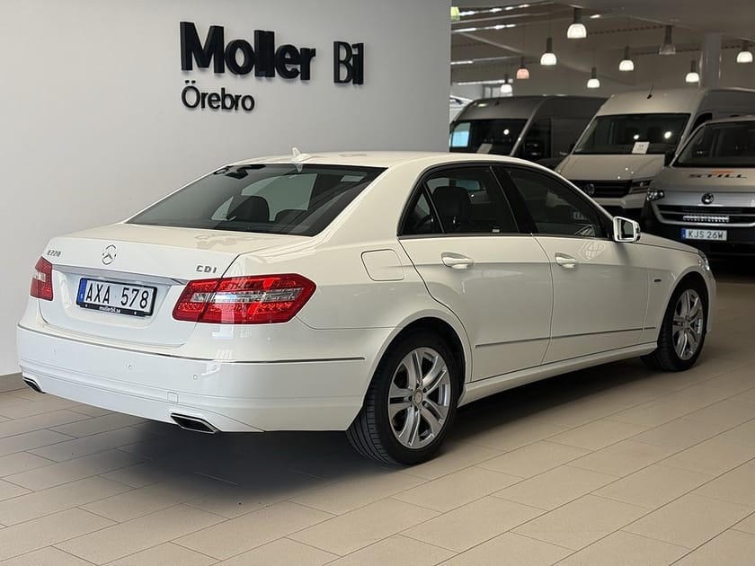 Bild 2 av Mercedes-Benz E 220 CDI BE Avantgarde 170hk Sensorer/Halvskinn