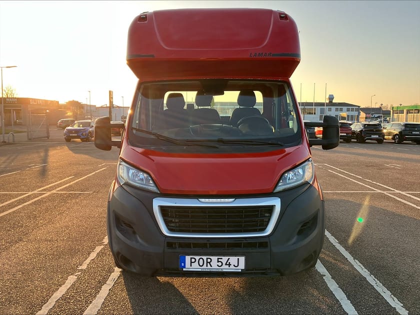 Bild 2 av Peugeot Boxer Chassi Cab Biltransport med sovhytt Ny utbytesmotor