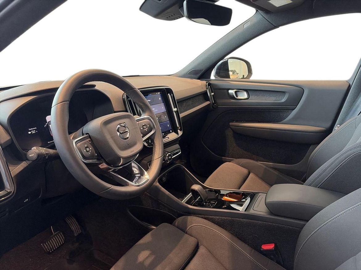 Volvo XC40 2023 - miniatyr 8