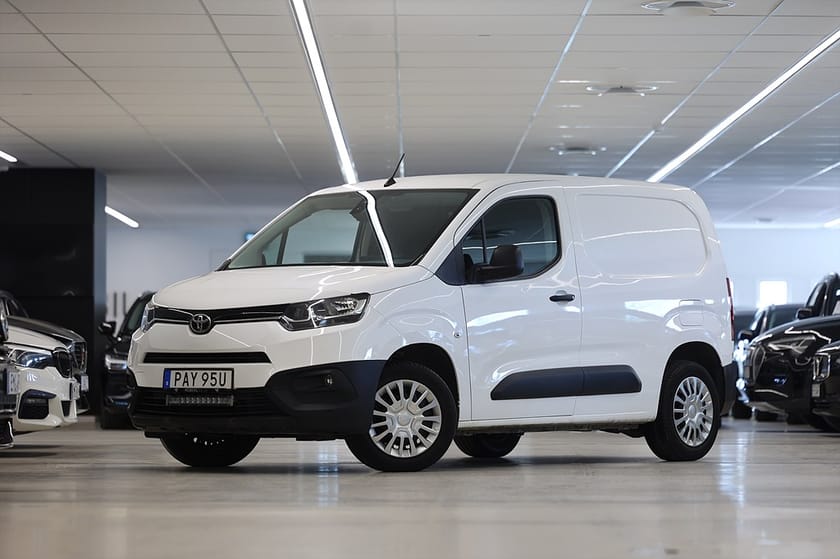 Bild 3 av Toyota ProAce City 1.5D AdBlue 130hk V-Inrett Värmare CarPlay B-Kamera