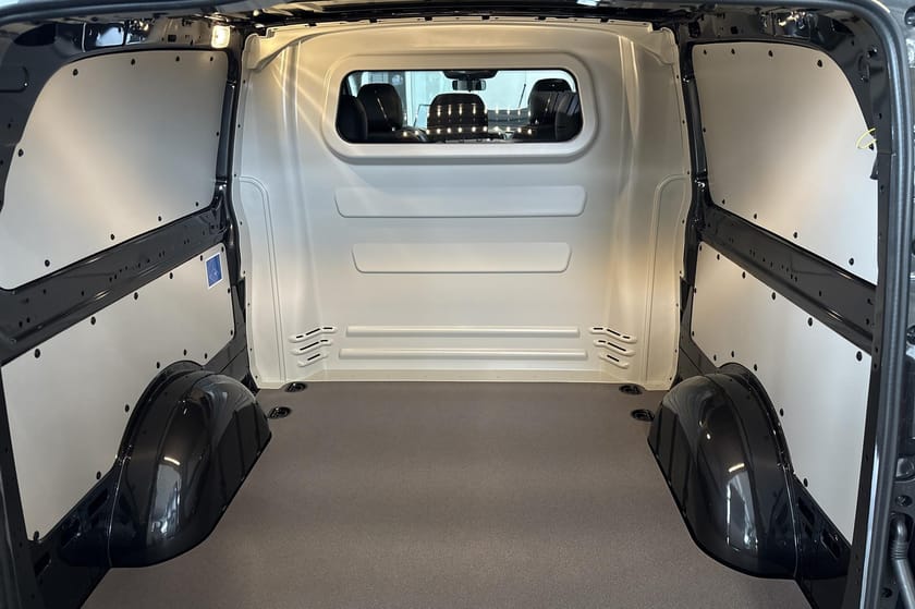 Bild 5 av Mercedes-Benz Vito Mixto 119 CDI 4x4 3.0t Lagerbil för omgående leverans