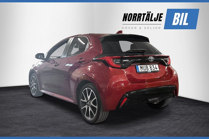Bild 4 av Toyota Yaris Hybrid CVT 116 HK STYLE 12 MÅN RELAX GARANTI NYSERV 17"