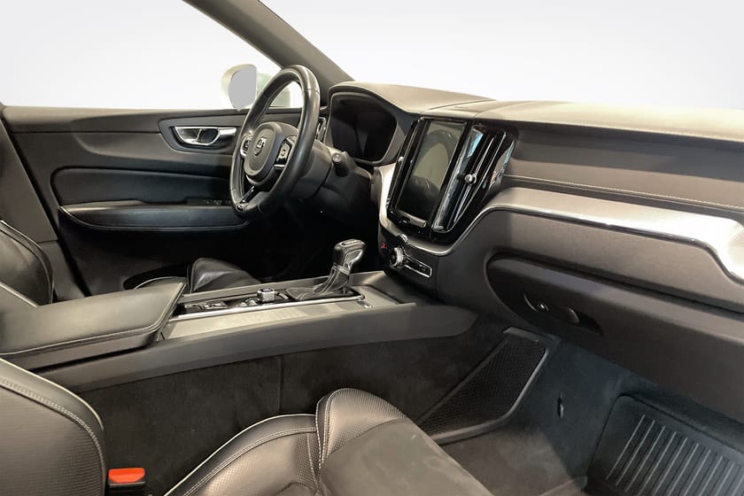 Bild 3 av Volvo XC60 D4 AWD R-Design