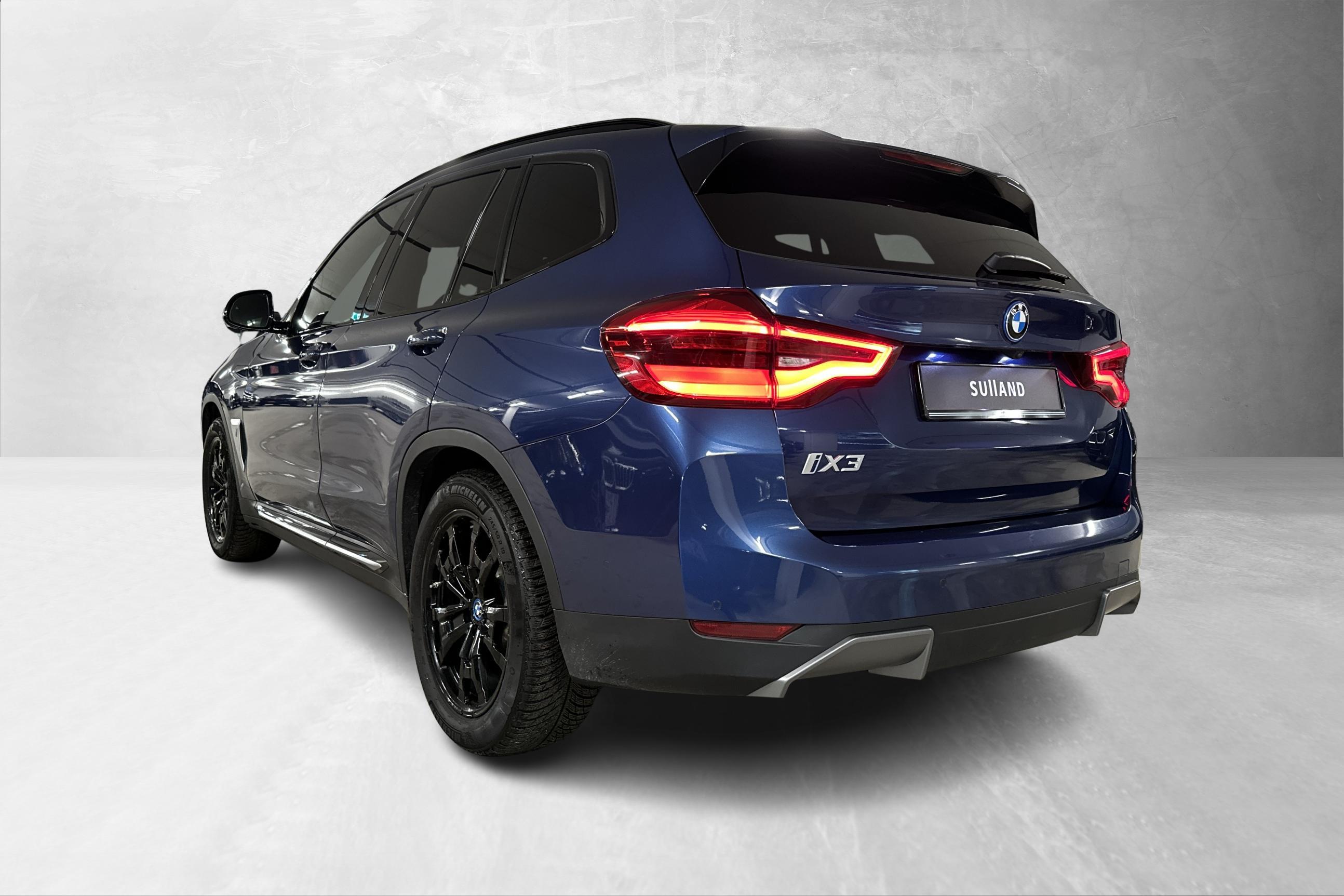 Thumnail bilde 2 av BMW iX3