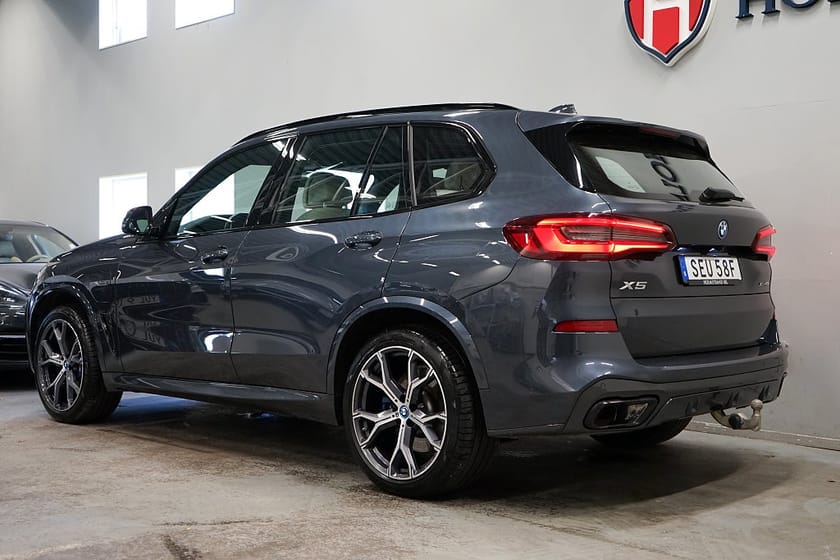 Bild 4 av BMW X5 xDrive45e iPerformance 394hk M Sport Drag Luftfj PAP DAP HUD Hifi