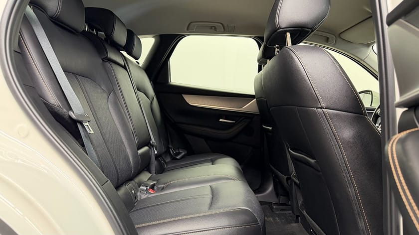 Bild 5 av Mazda CX-60 PHEV 327hk AWD, Backkamera Exclusive-line