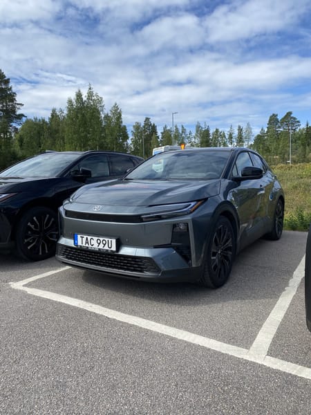 Toyota C-HR+ Executive Panorama JBL AWD 77 kWh | Vinterhjul