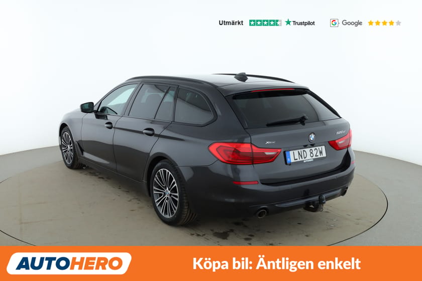 Bild 3 av BMW 520d xDrive Touring Sport Line / Dragkrok, Backkamera, GPS