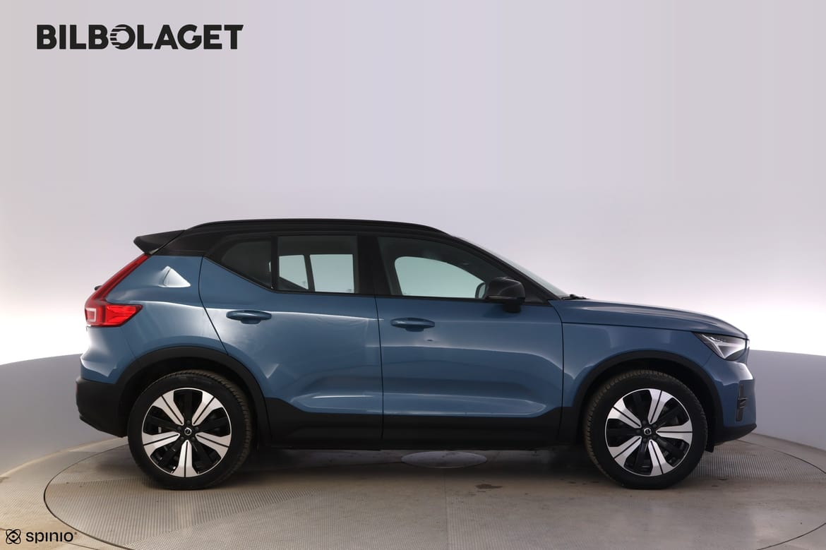 Volvo XC40 2023 - miniatyr 2