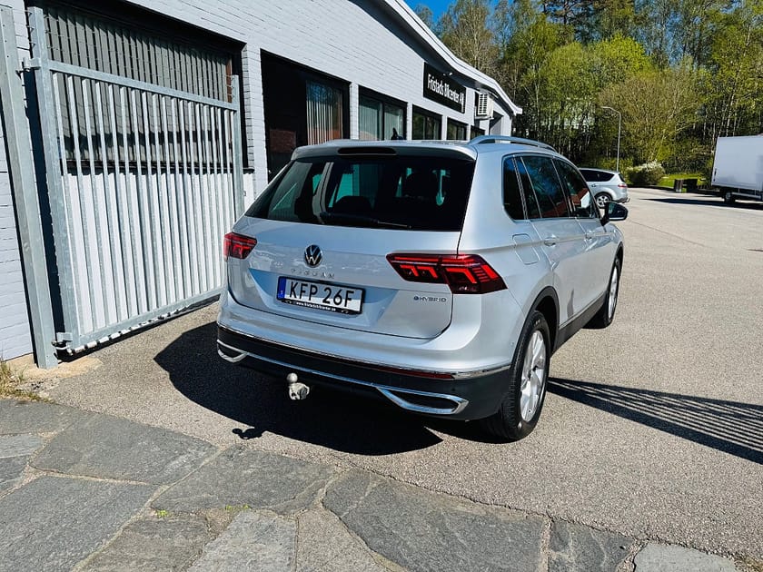 Bild 3 av Volkswagen Tiguan eHybrid 1.4 TSI 245HK ACT ELEGANCE / COCKPIT / DRAG