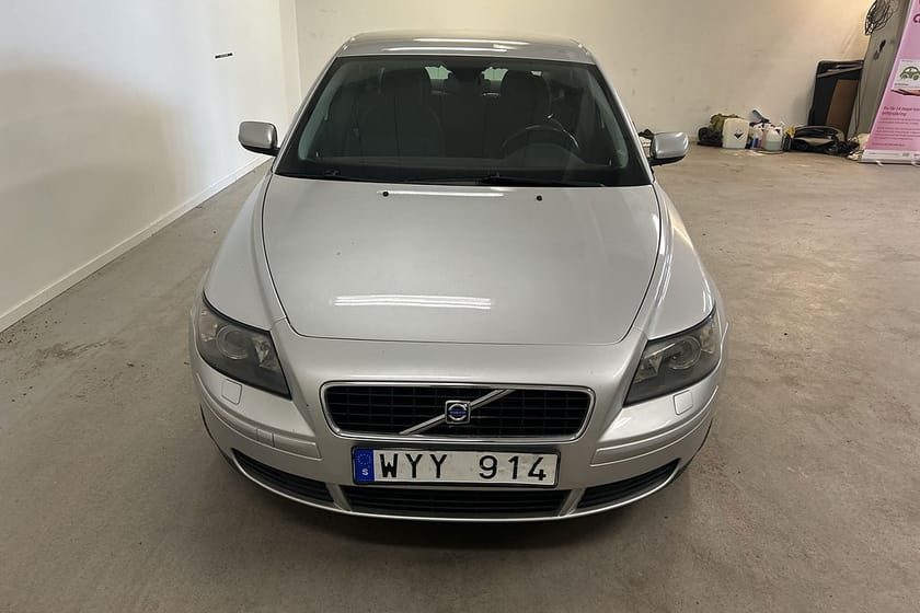 Bild 2 av Volvo S40 1.6 /SUPERDEAL 3,95%/FARTHÅLLARE/NY BES