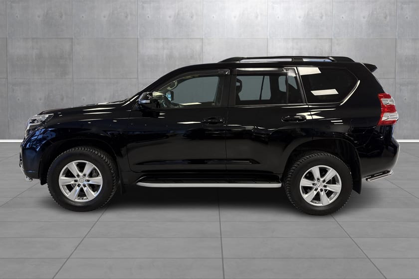 Bilde 2 av Toyota Land Cruiser EN EIER/LAV KM/TOPPMODELL