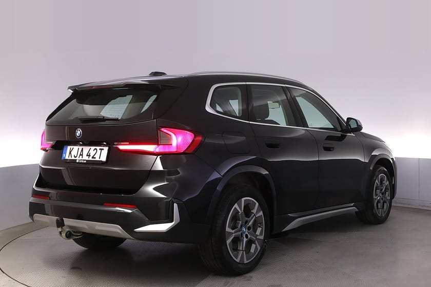 Bild 5 av BMW X1 xDrive25e Xline Drag HK Kamera Elstol BLIS Navi