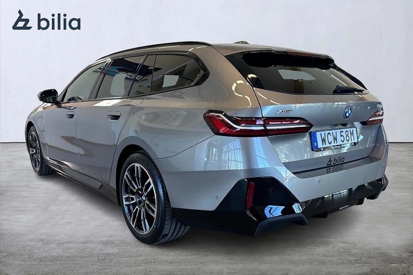 Bild 2 av BMW 530e xDrive Touring M Sport Business Edition Innovation Drag