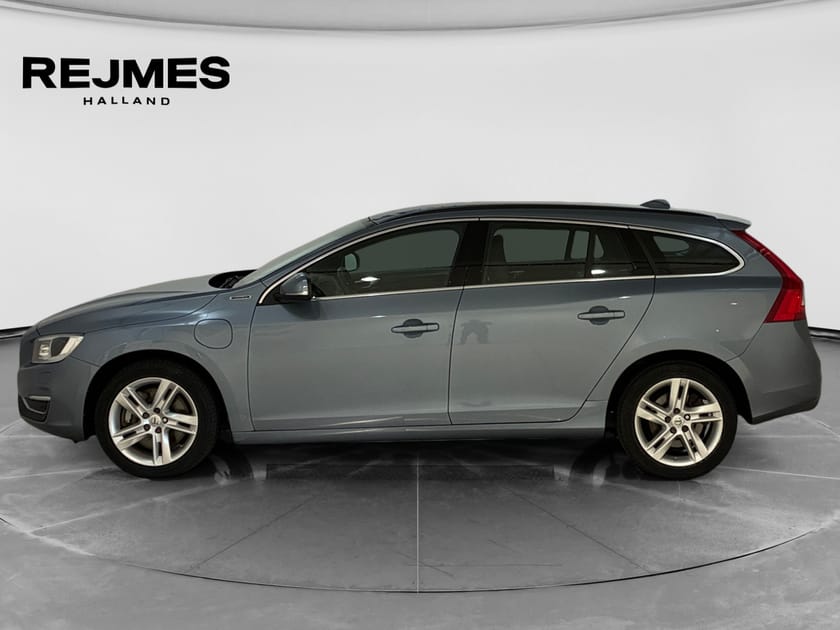 Bild 3 av Volvo V60 D5 AWD Twin Engine Classic Momentum