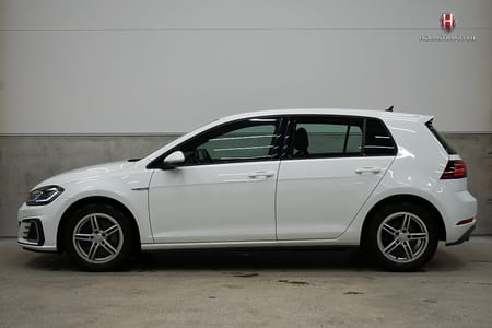 Volkswagen Golf GTE 1.4 TSI Drag Fjärr-värme Cockpit Drag Carplay